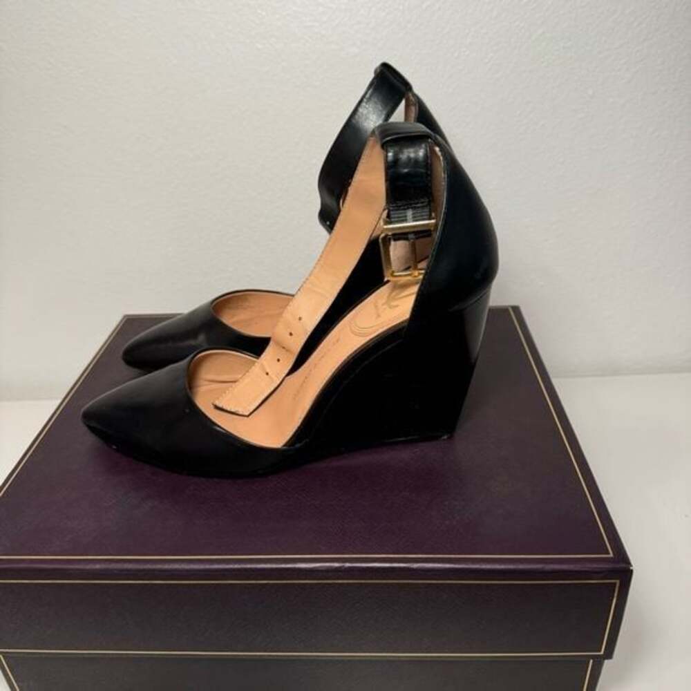 Vince Camuto VI-SOLANNA Black Resina Wedge